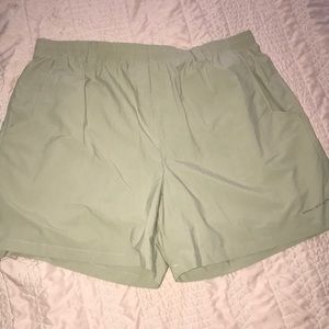 Columbia shorts worn once!!
